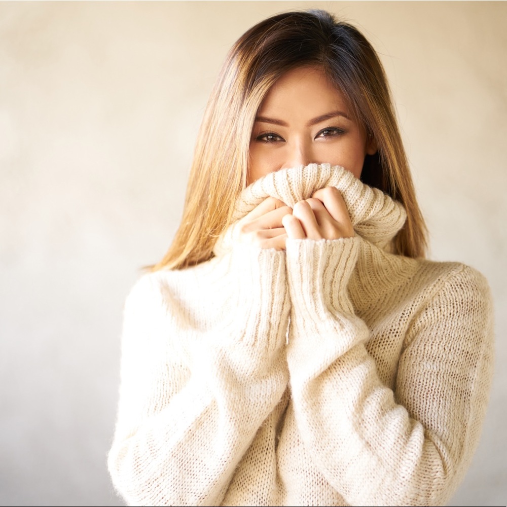 Cute long sleeve knit winter cream sweater